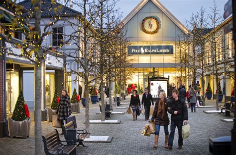 roermond outlet winkels.